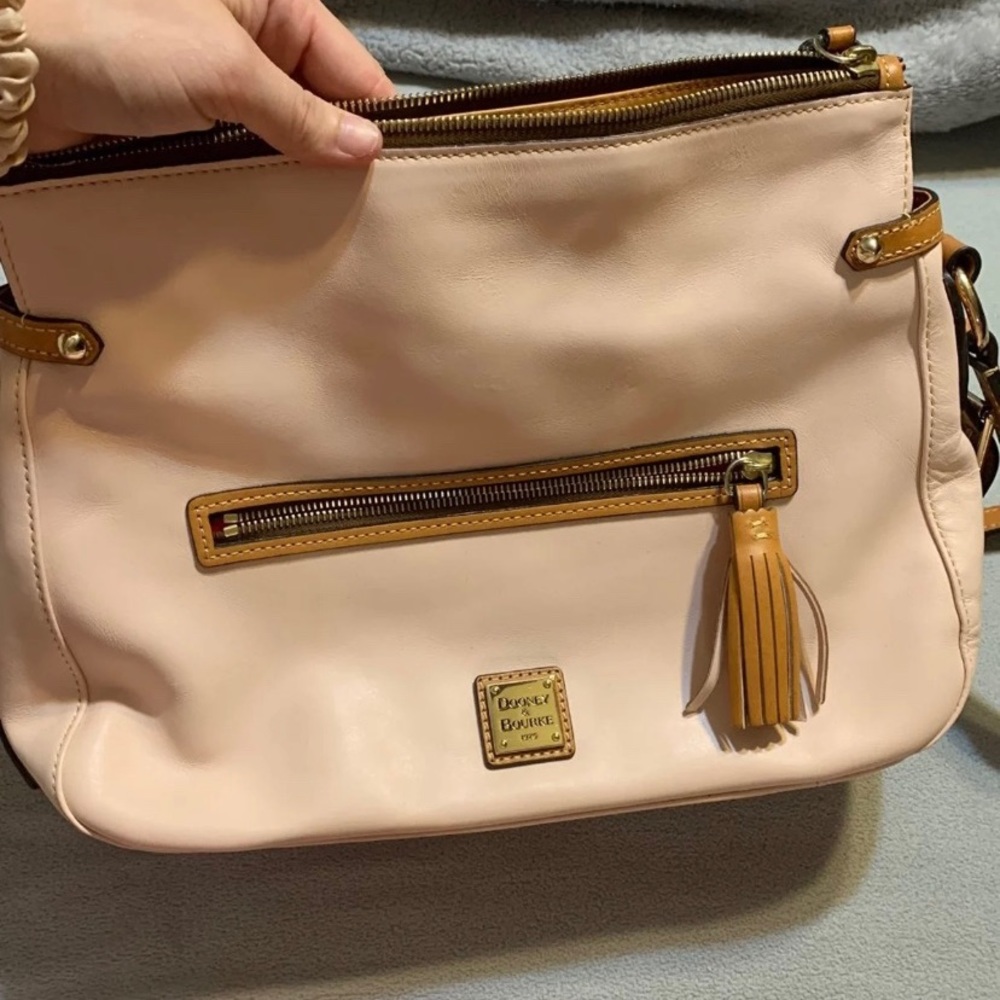 Dooney and Bourke purse